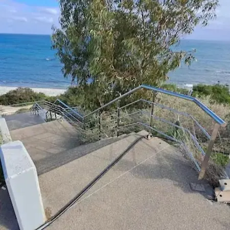 Family Close To The Sea Apartment *